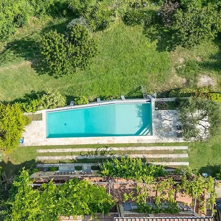 With Pool And Sea View Apartment *