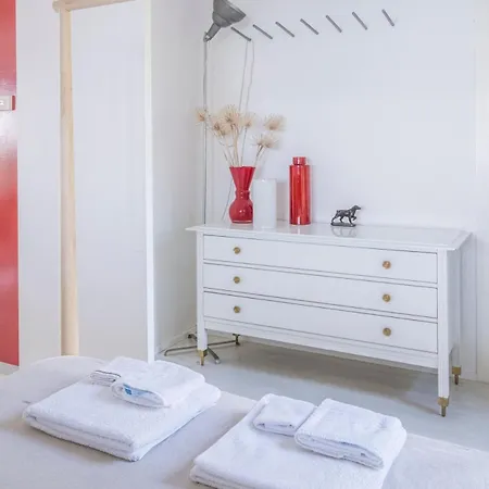 With Pool And Sea View Apartment Vitoio (Pietrasanta)