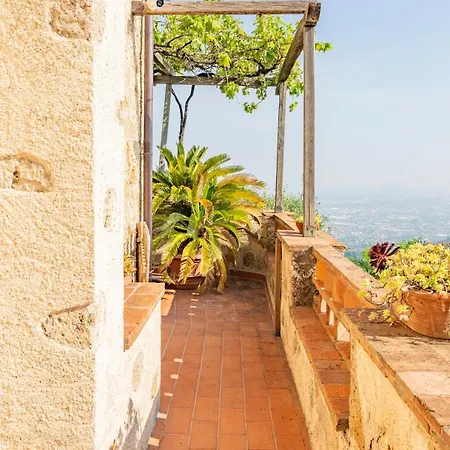 With Pool And Sea View Apartment Vitoio (Pietrasanta)